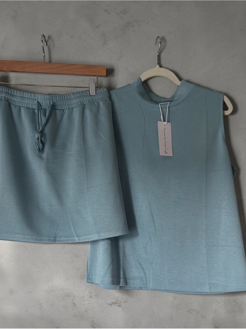 Sleeveless Mock Neck Top & Drawstring Womens Skorts Set - Dusty Blue/green